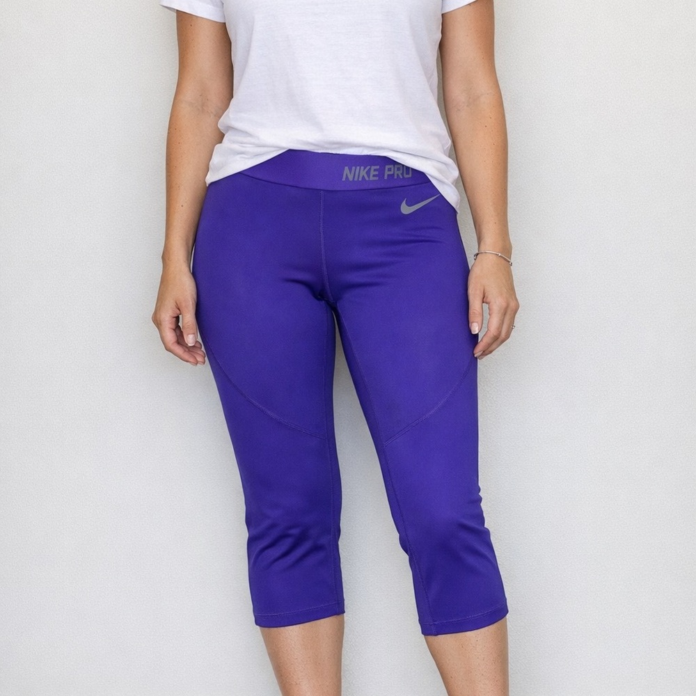 NIKE PRO HYPERCOOL COMPRESSION TRAINING CAPRI LEGGINGS -Retail $40- WOMEN'S Sm